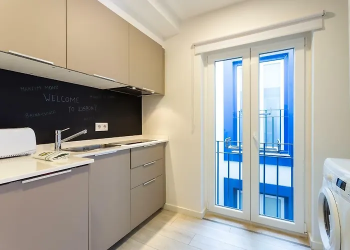 Tram 28 Duplex