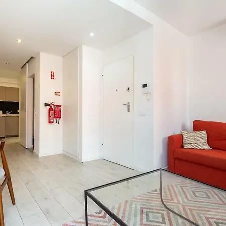 Tram 28 Duplex Apartamento *